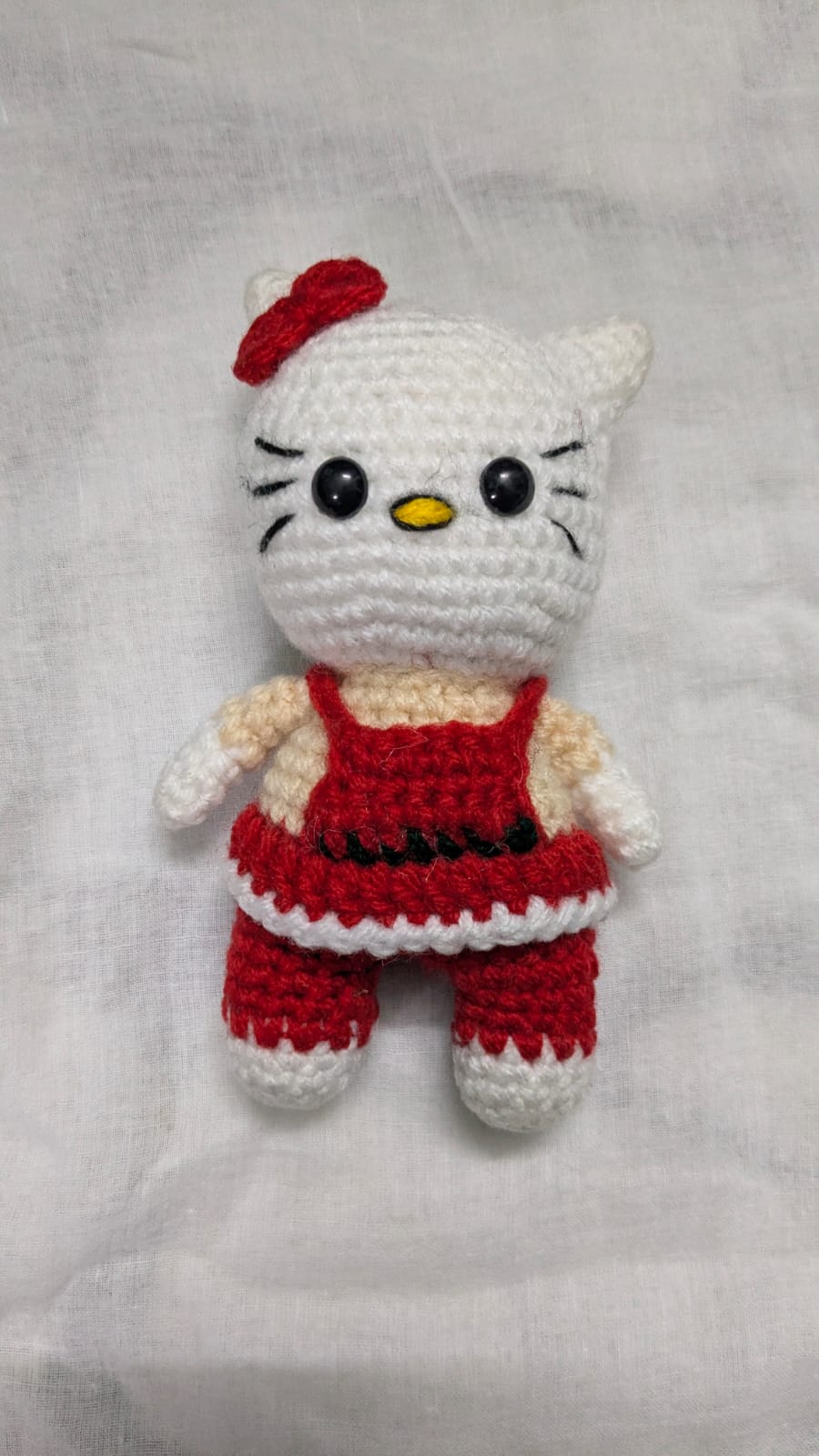 Hello Kitty Party Dress Amigurumi